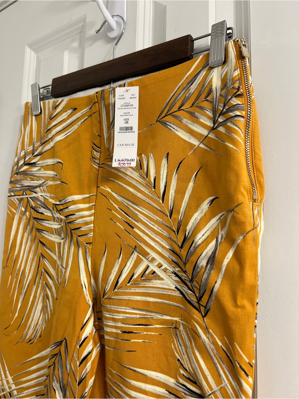 White House Black Market Island Palm Aura Crop Pants -Size 4 - Picture 2 of 13